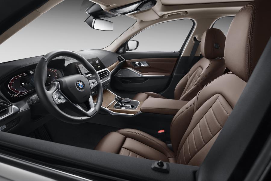 Интерьер BMW 325Li Luxury Line (G28) 2019 года  (CN) (фото 6 из 17)